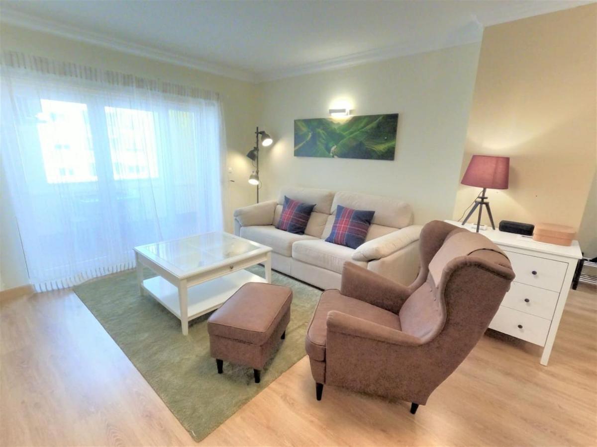 Carnaxide Modern T1 Apartment W Balcony In Carnaxide Oeiras Lisbon Bagian luar foto
