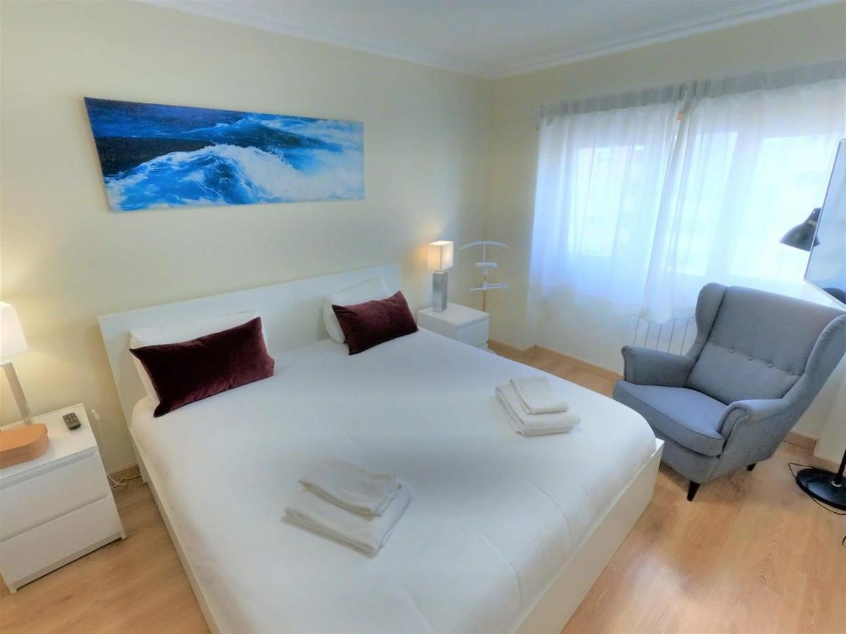 Carnaxide Modern T1 Apartment W Balcony In Carnaxide Oeiras Lisbon Bagian luar foto